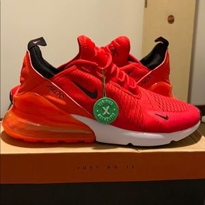 Air-Max 270 Habernero Pepper